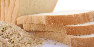 Agar resolusi diet tercapai, kamu wajib punya 7 alat masak ini! Nasi Atau Roti Mana Yang Lebih Sehat Halaman All Kompas Com