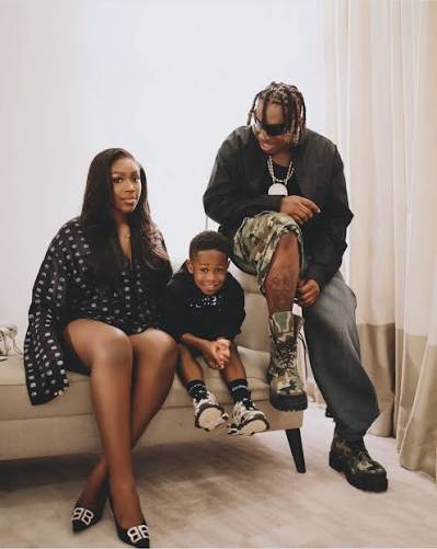 Zlatan Ibile and his adorable family 🖤 . #afromixx #zlatanibile