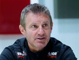 Carl Gregor's Instagram, Twitter & Facebook