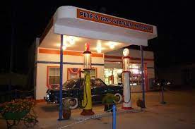 Check out updated best hotels & restaurants near pete's rt 66 gas station museum. Pete S Route 66 Gas Station Museum Bild Von Pete S Rt 66 Gas Station Museum Williams Tripadvisor