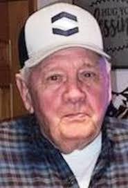 Max Holcomb's Instagram, Twitter & Facebook