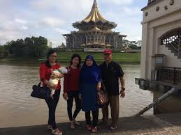 Assalamualikum, hai semua, kami pelajar daripada subjek teknologi pendidikan, fakulti pendidikan teknikal dan vokasional, universiti tun hussein onn. Kota Kuching 18 Wisata Luar Negeri Dari Kota Khatulistiwa Rjasa