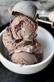homemade chocolate ice cream