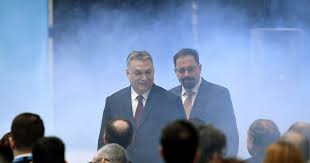 Magyarázkodás és szidalmazás a hajrában. Belfold Peticioban Kovetelik Orban Viktortol Hogy Mondassa Le Pocs Janost Index