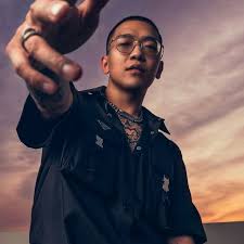 Munkh-Erdene Erdenebaatar (@young.mo.g) • Threads, Say more