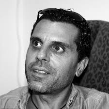 File:Dean Russo at Dumbo Arts Center, Art Under the Bridge Festival  2009.jpg