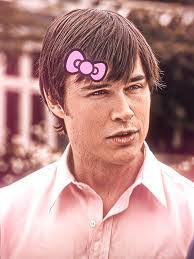 Dexter Hamilton's Instagram, Twitter & Facebook