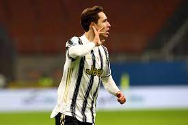 Enrico chiesa)؛ (جنوى، 29 ديسمبر 1970)، لاعب كرة قدم إيطالي. ÙŠÙˆÙÙ†ØªÙˆØ³ ÙŠÙ„Ø­Ù‚ Ø§Ù„Ø®Ø³Ø§Ø±Ø© Ø§Ù„Ø£ÙˆÙ„Ù‰ Ø¨Ù…ÙŠÙ„Ø§Ù† Ø§Ù„Ù…ÙŠØ§Ø¯ÙŠÙ†