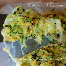 Sbriciolata salata di zucchine ricetta facile savory zucchini crumble easy recipe per il ripieno: Sbriciolata Salata Di Zucchine Ricetta Senza Farina E Lievito