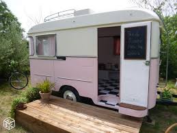 Caravane Vintage Waelgrave 1962 Caravaning Gard Leboncoin Fr Caravane Vintage Decor Caravane Caravane