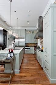 Familia con el niño adolescente comer desayuno en la cocina. 210 Gray Kitchens Ideas In 2021 Kitchen Design Kitchen Inspirations Kitchen Remodel