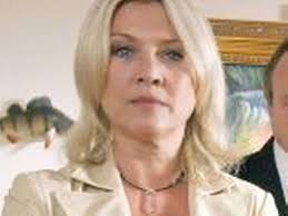 Lonely Lindsay's lust