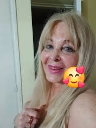 Hola buenos días muchas bendiciones y gracias por tus buenos deseos 🙏🙏🌺