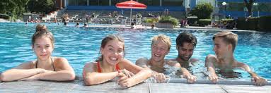 Tettens das freibad tettens ist am sonntagnachmittag bei traumhaftem sommerwetter mit zahlreichen gästen in die saison gestartet. Das Landshuter Freibad Stadtwerke Landshut