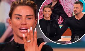 Katie price's fiance ignored reports she faked their engagement as he posted the snap on saturday afternoon. Katie Price Proudly Flashes Her Eighth Diamond Engagement Ring As She Prepares To Marry Carl Woods Daily Mail Online