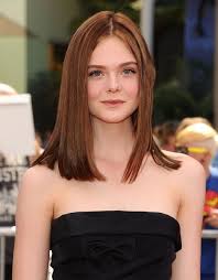 Elle Fanning S New Honey Brown Bob It S Officially Brunette Season Chestnut Hair Color Short Brunette Hair Chestnut Hair