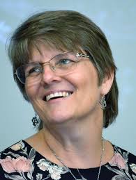 When Peace had 50 participants, Elizabeth