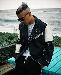 Darell estrena la secuela de su exitoso disco «la verdadera vuelta». 50 Ideas De Rauw Alejandro Alejandro Cantantes Famosos