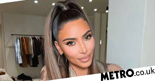 Kimberly noel kardashian west (born october 21, 1980) is an american media personality, socialite, model, businesswoman, producer, and actress. Kim Kardashian Gets 200 Million Instagram Followers Eminetra New Zealand