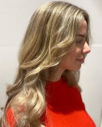 Ryanhair Differdange