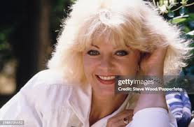 88 photos et images haute résolution de Christine Davies