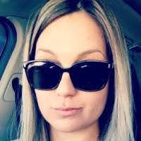 Lindsey Tharp's Instagram, Twitter & Facebook