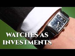 If you have just one watch that you wear frequently, a single watch winder might be more useful. Investment Watches Do Luxury Watches Hold Value Better Than Stocks
