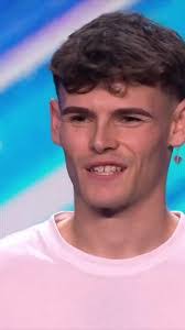 Felix Clement's Instagram, Twitter & Facebook