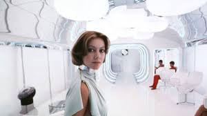 I love this movie for a number of reasons it's got a wonderfully original storyline, eye candy visuals, great 1970's hairdos, doesn't require a phd to figure out and is just plain fun to. Logan S Run