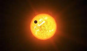 Il ne faut jamais observer le soleil sans protection spéciale, sous peine de courir des risques de lésions oculaires graves, rappelle l'observatoire. La Planete Mercure Passe Devant Le Soleil Ce 11 Novembre 2019 Pressecotedivoire