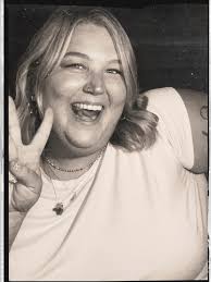 Robin Chalmers (@robinechalmers) • Instagram photos and videos