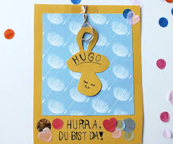 Mit Kreativen Karten Glückwünsche Zur Geburt überbringen Geschenkede