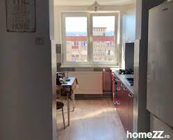 Term., parchet, gresie, usi:noi, la parter, bloc izolat, bucatarie mobilata. Proprietar Brasov Apartamente De Inchiriat Brasov Bulevardul Victoriei 400 Etaj 8 Garii Garsoniere De Inchiriat Chirie