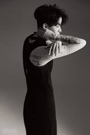In 2015, when amber appeared on a variety show called real men, she was almost stopped from entering army training due to her prominent tattoos. Fuckyeah Fx Amber Liu Amber Lui Amber