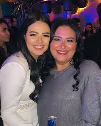 نشرت الفنانة هنادي مهنا، صور جديدة لها عبر حسابها الرسمي علي موقع تبادل الصور والفيديوهات انستجرام، ولاحظ البعض أنها فقدت وزنها بشكل كبير. ÙÙŠØ¯ÙŠÙˆÙ‡Ø§Øª ÙˆØµÙˆØ± Ø¬Ø¯ÙŠØ¯Ø© Ù„Ø®Ø·ÙˆØ¨Ø© Ù‡Ù†Ø§Ø¯Ù‰ Ù…Ù‡Ù†Ø§ ÙˆØ£Ø­Ù…Ø¯ Ø®Ø§Ù„Ø¯ ØµØ§Ù„Ø­ Ø´Ø§Ù‡Ø¯