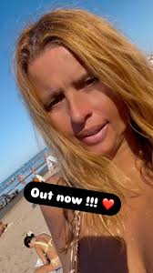 Out now. !!! So heiß da in Italy. So heiß ist auch mein neuer Song uhhh  🔥🔥🔥🔥🔥🔥😂🥵🥵🥵