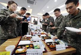 11월부터 12월까지 실시될 원격교육의 세부계획은 현재 확정되지 않았고 계획이 확정되면 훈련 대상자들에게 별도로 안내할 예정이라고 한다. ì˜¬í•´ ì˜ˆë¹„êµ°í›ˆë ¨ ì‹œìž' ì¼ê¸‰ 3ë§Œ2ì²œì› ë¯¸ì„¸ë¨¼ì§€ë§ˆìŠ¤í¬ ì§€ê¸‰ ì•„ì£¼ê²½ì œ
