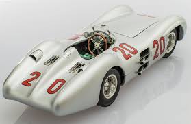 Mercedes Benz W196r 20 Kling By Cmc In Scale 1 18 Racing Heroes Mercedes Benz Classic Mercedes Mercedes Benz