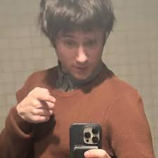 I'm so messed up I sent my therapist to therapy … !