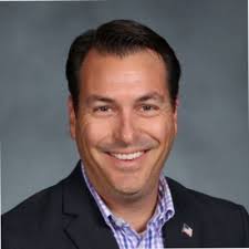 It was an honor and privilege to be a contributor and co-presenter at this  RiseUp event. Thanks to Kristy Venne, M.Ed. for the opportunity. Excited to  see how these creative educators will