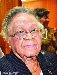 Sarah Louise Ponder, 96, accountant, bookkeeper