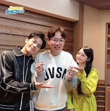 소현 누나 힘내요~~!소현 누나 광팬입니다 김소현 팬분들 팔로우해주시면 정말 감사하겠습니다^^ (스탠바이):stand by 소현누나 2015/7/5 맞팔 날짜 if you are one of kimsohyun's pans, welcome! ì†ì¤€í˜¸ ê¹€ì†Œí˜„ ìž¥ì„±ê·œì™€ êµ¿ëª¨ë‹fm ì¸ì¦ìƒ· ì•„ì¹¨ë¶€í„° í…ì…˜ Up ì¤'ì•™ì¼ë³´