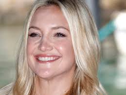 Kate Hudson talks career paths with teen girls