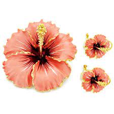 Pin On Fashion Nails Makeup Shoes And Accessories