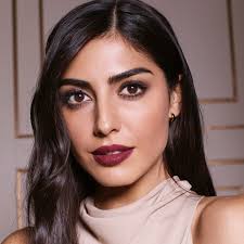 Wer große mengen arbeit in die suche auslassen will, möge sich an die genannte empfehlung von dem dunkelroter lippenstift matt dm test entlang hangeln. Roter Lippenstift Der Perfekte Ton Fur Deinen Hauttyp Max Factor