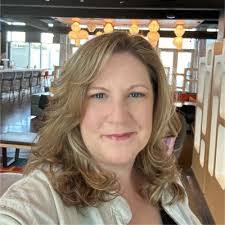 Terry Gast's Instagram, Twitter & Facebook