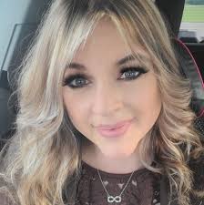 How to manage anxiety and stay focused during pool games?