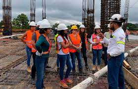 Día de la enfermera profesional. Estudiantes De Ingenieria Civil De Uvg Visitaron El Cit