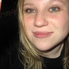 Kerri Keafer's Instagram, Twitter & Facebook