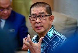 PRU15: Maximus Ongkili berpindah ke Parlimen Tuaran?